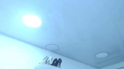 Snapshot of karinbellee chatting on January 16, 12:09 pm Karin online show from January 16, 12:09 pm