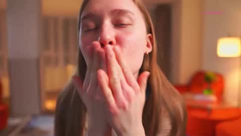 Linn online show from March 12, 2:53 pm