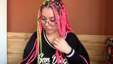 Katty online show from March 18, 7:35 am