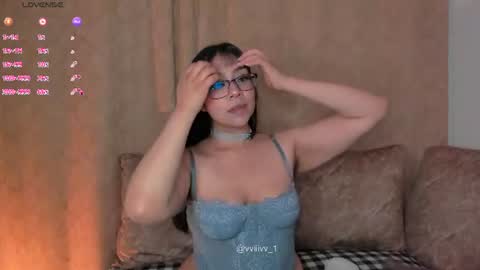 Ill be on at sunday see u Lynn  Could u help me to reach 100 Thmbs upp plssss   Independent girl 3 online show from July 2, 1:27 am