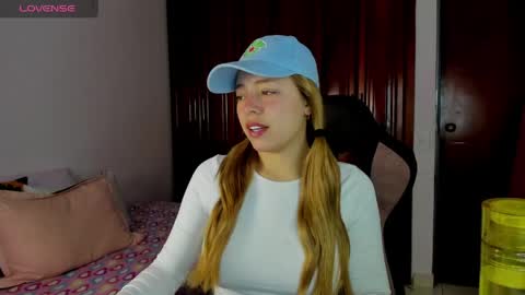 Karla online show from May 5, 2:53 pm