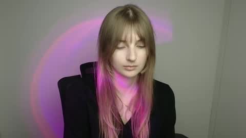 Snapshot of karla_flower chatting on September 20, 11:08 am Karla online show from September 20, 11:08 am
