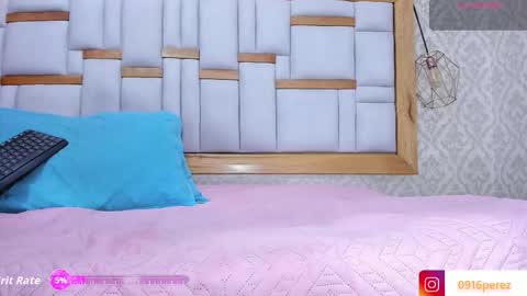 karolina  online show from November 6, 7:31 pm