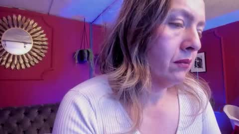 carla  online show from November 20, 3:18 am