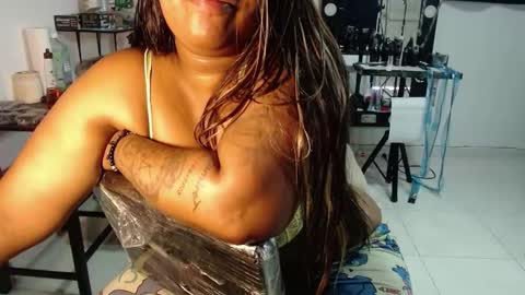 karlaluann online show from October 10, 3:50 pm