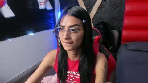 karlaslutskinny__ online show from July 5, 6:52 am