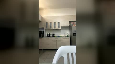 karlla_brown online show from July 28, 2:05 pm