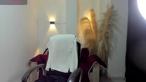 KARLYE online show from June 13, 3:37 am