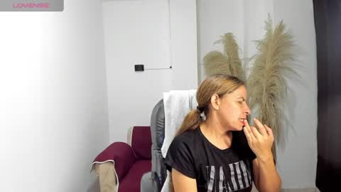 KARLYE online show from June 17, 3:08 am