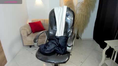 KARLYE online show from February 8, 4:27 am