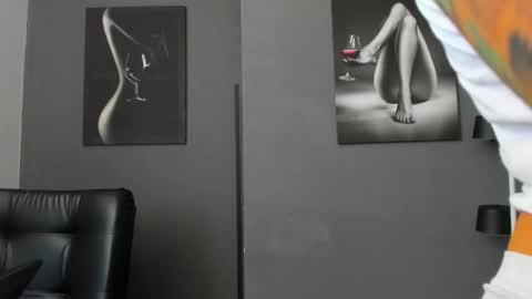   online show from January 17, 5:31 pm