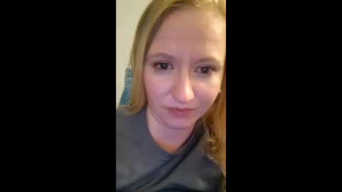 karlylouise19x online show from November 13, 11:37 pm