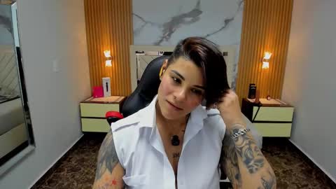 Karoll online show from February 23, 7:46 pm