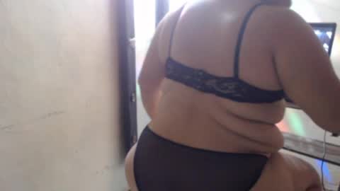 karolbb21 online show from July 12, 11:27 pm