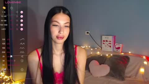 Kira online show from June 18, 2:13 am