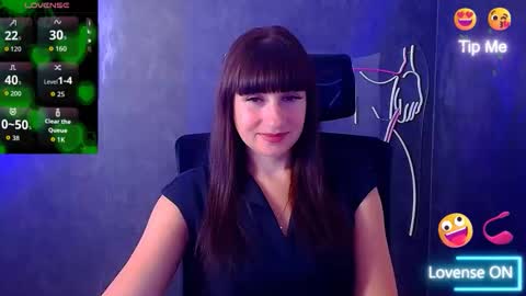 Snapshot of karolina_mia chatting on September 18, 5:50 am Caroline online show from September 18, 5:50 am