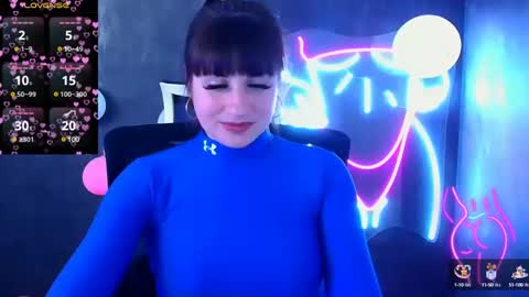 Snapshot of karolina_mia chatting on March 11, 4:51 pm Caroline online show from March 11, 4:51 pm