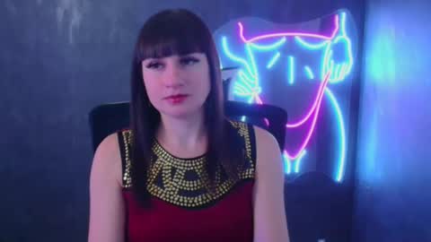 Snapshot of karolina_mia chatting on December 5, 6:21 am Caroline online show from December 5, 6:21 am