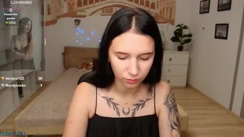 Karolina online show from August 1, 6:37 am