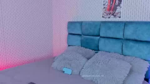 Snapshot of karoline_jones_ chatting on September 20, 9:13 pm Karoline online show from September 20, 9:13 pm