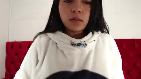 Snapshot of karolineburnx chatting on January 12, 5:03 am Isa online show from January 12, 5:03 am