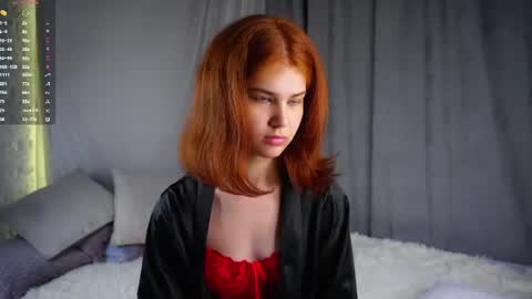 lina online show from July 6, 3:36 pm