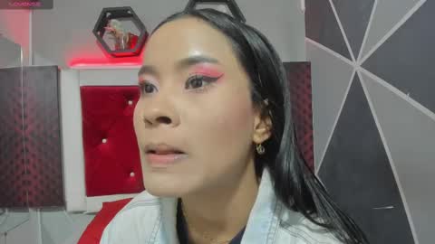 Snapshot of karoll014 chatting on February 25, 11:43 am Karol online show from February 25, 11:43 am