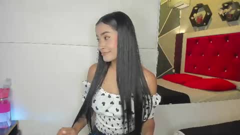 Karol online show from June 25, 1:24 pm
