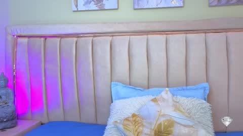 karoly online show from November 27, 4:04 am