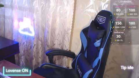 Caroline Fox online show from March 14, 11:33 am