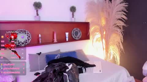 Kary  online show from November 22, 8:22 pm