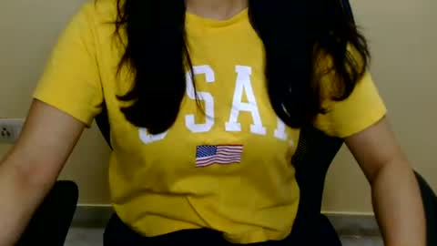 kashish___ online show from July 29, 1:22 pm