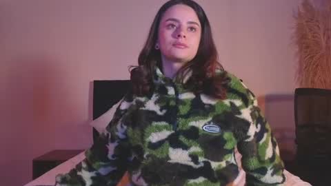 kassandra james online show from July 14, 11:37 am