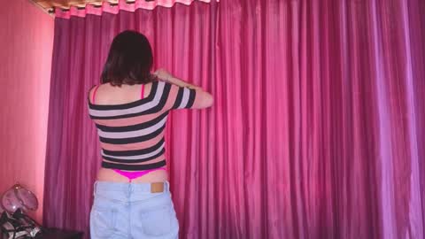 kassandra james online show from November 21, 1:35 pm