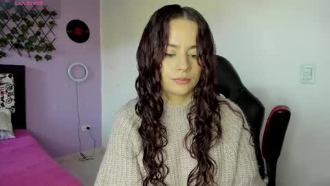 Snapshot of kassandra_james chatting on January 20, 11:35 am kassandra james online show from January 20, 11:35 am