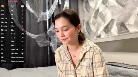 Kira online show from November 3, 9:57 am