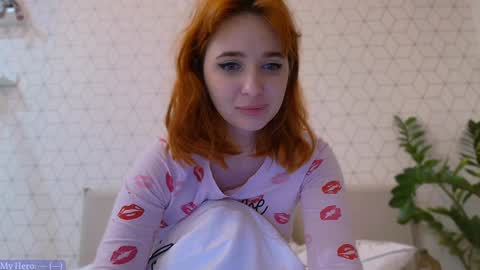 Snapshot of kat_here chatting on January 3, 9:47 pm Katya online show from January 3, 9:47 pm