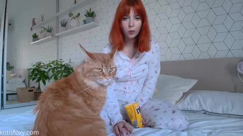 Snapshot of kat_here chatting on December 2, 1:12 pm Katya online show from December 2, 1:12 pm