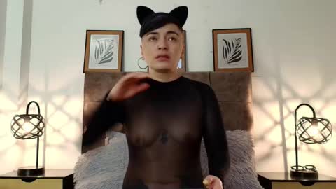 kat paradisse online show from February 21, 11:55 am