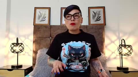 kat paradisse online show from February 27, 2:17 pm