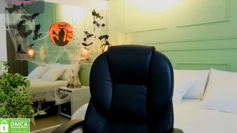 Kat online show from October 28, 12:00 pm