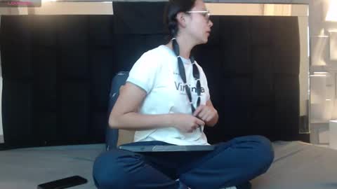 Katalina online show from February 4, 3:59 pm