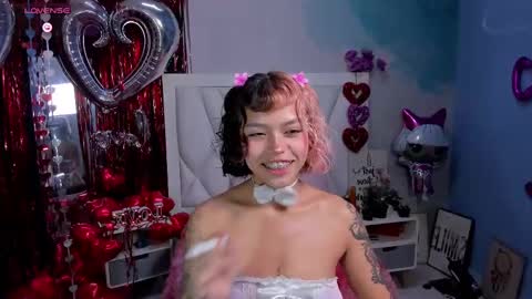Snapshot of katalina_garcia chatting on March 10, 12:40 am Kata Garcia online show from March 10, 12:40 am