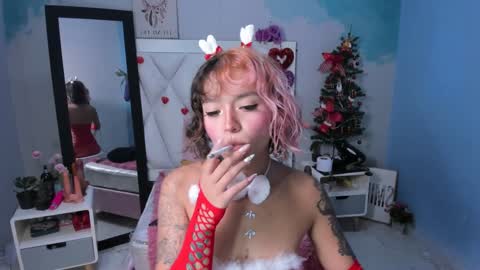 Snapshot of katalina_garcia chatting on December 24, 2:32 am Kata Garcia online show from December 24, 2:32 am