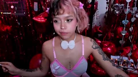 Snapshot of katalina_garcia chatting on February 28, 8:18 pm Kata Garcia online show from February 28, 8:18 pm