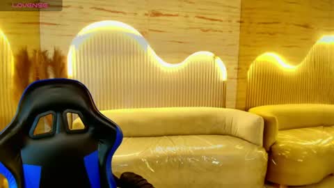 Katalina  online show from June 17, 8:43 pm