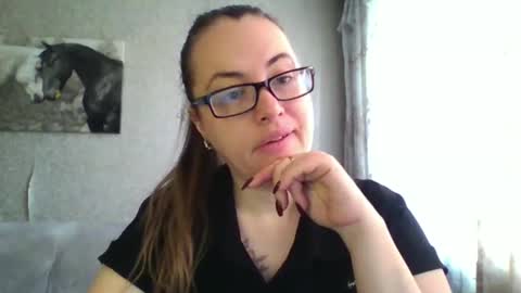 Snapshot of katarios_x chatting on October 8, 3:55 am katarios online show from October 8, 3:55 am