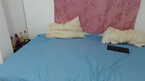 kate_1022 online show from December 2, 3:30 am