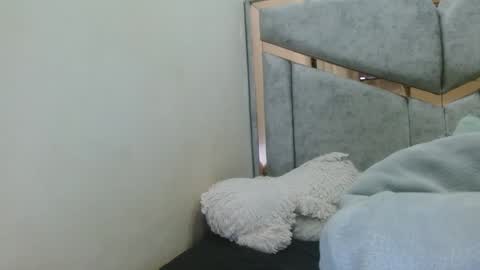 kate online show from October 31, 2:46 am