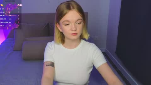 katebunnys online show from April 29, 4:48 am